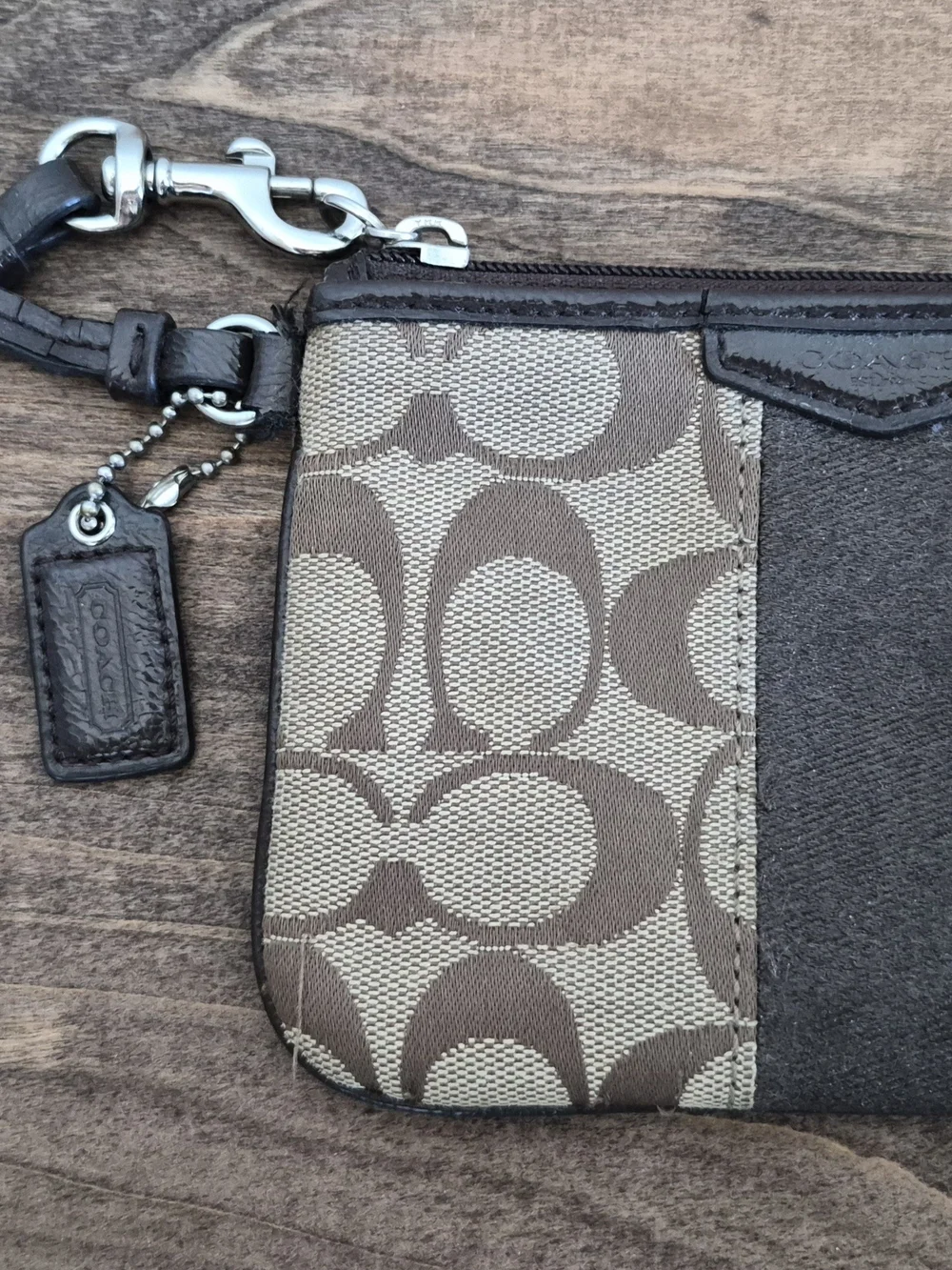 Coach Women's Signature Canvas Wristlet in Brown